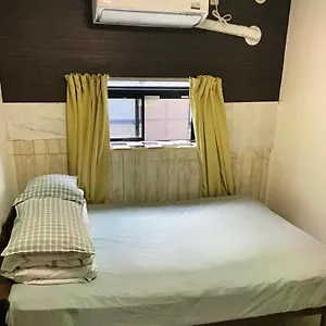 Lucky Hostel